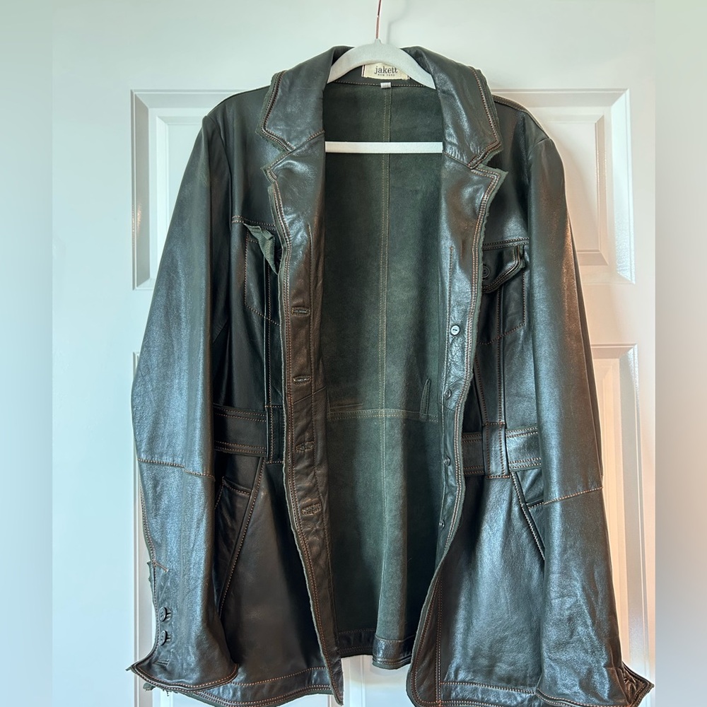 Jakett Leather Jacket